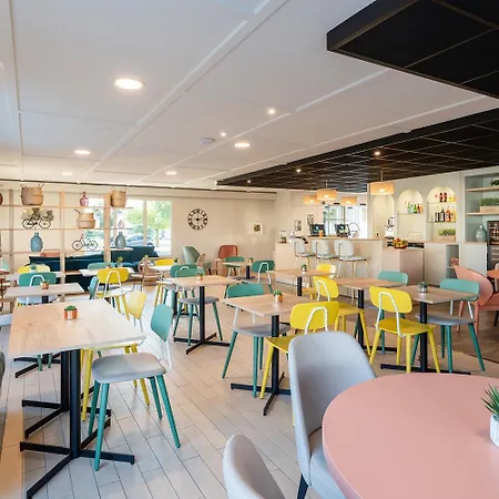 Sure By Western Rochefort-sur-mer 3*