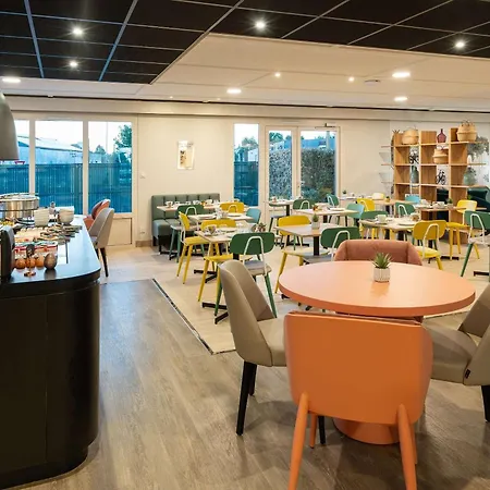 Sure By Western Rochefort-sur-mer 3*