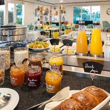 Hotel Sure By Western Rochefort-sur-mer