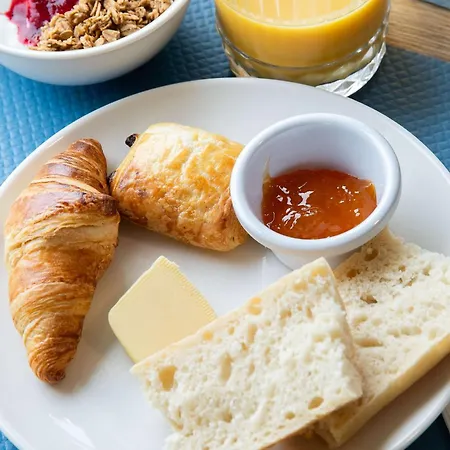 Sure By Western Rochefort-sur-mer Hotel