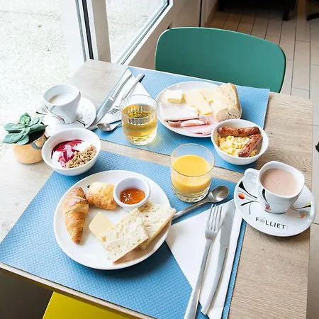 Sure By Western Rochefort-sur-mer Hotel 3*