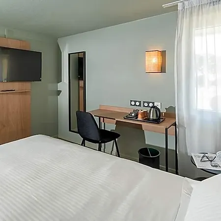 Hotel Sure By Western Rochefort-sur-mer