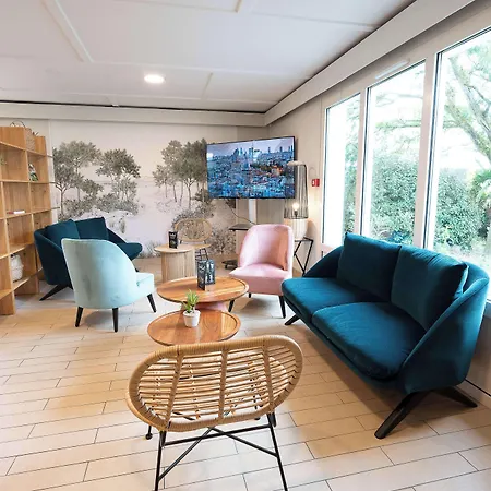 Hotel Sure By Western Rochefort-sur-mer 3*
