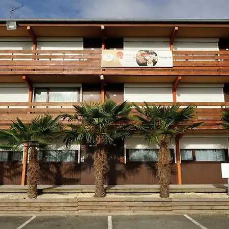 Hotel Sure By Western Rochefort-sur-mer 3*