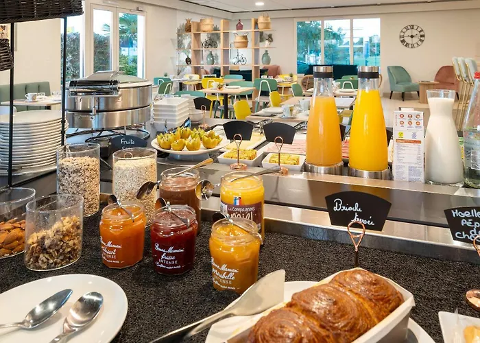 Hotel Sure By Western Rochefort-sur-mer